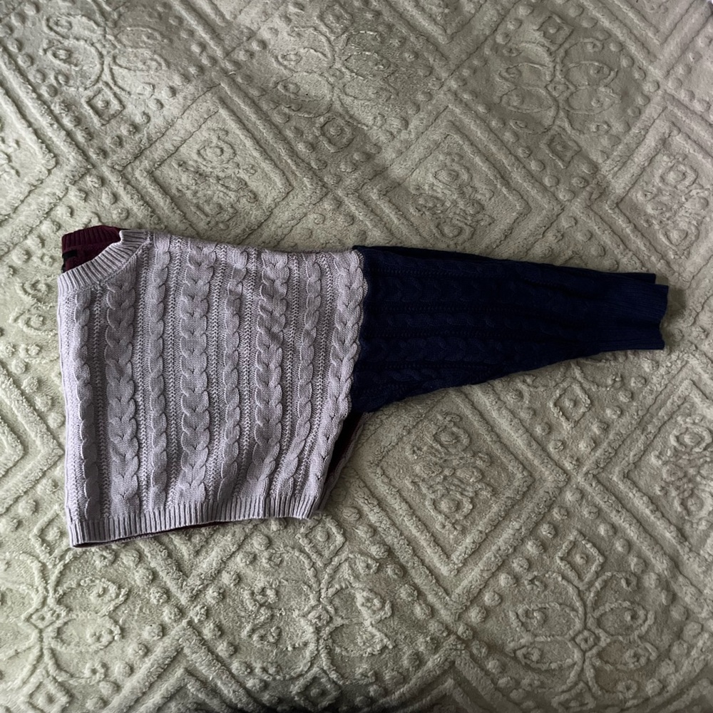 Trendy Cable Knit Sweater with Colorblock Design